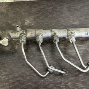 Rampa inyección mercedes.